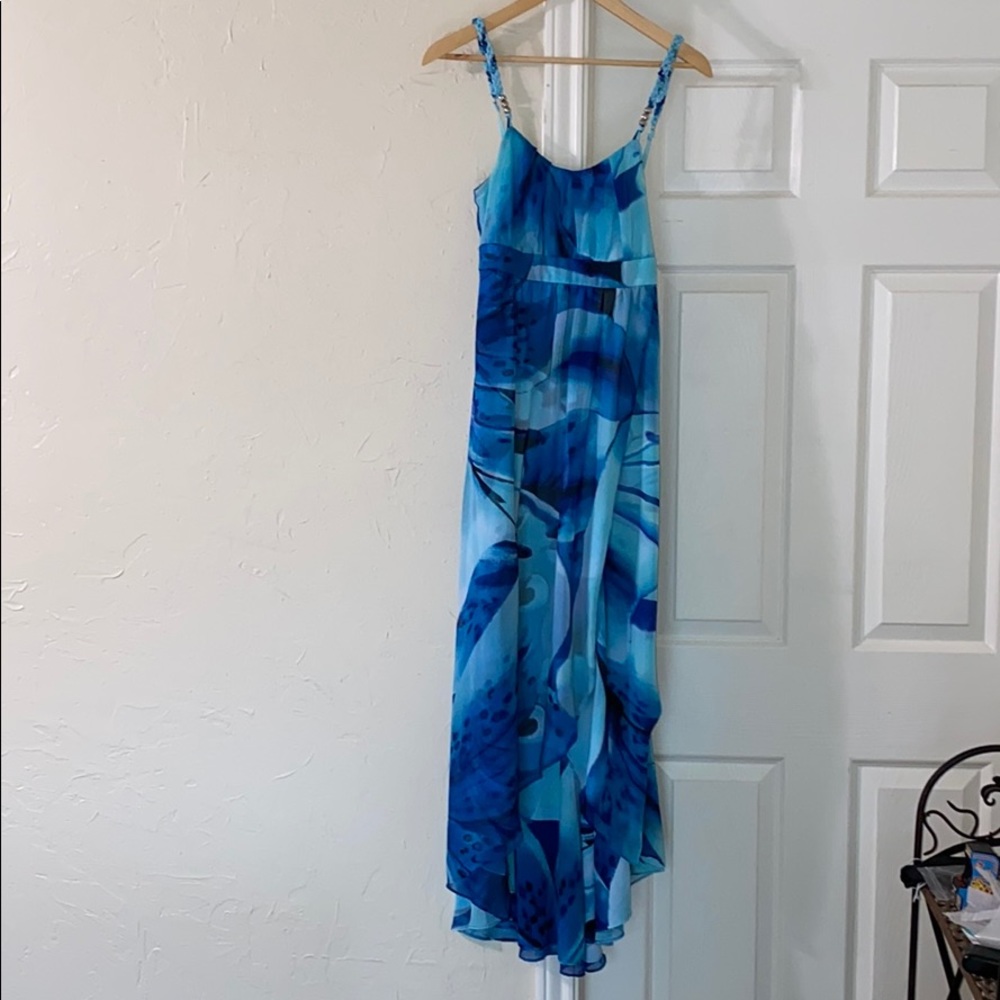 Butterfly printed spaghetti strap dress 🦋